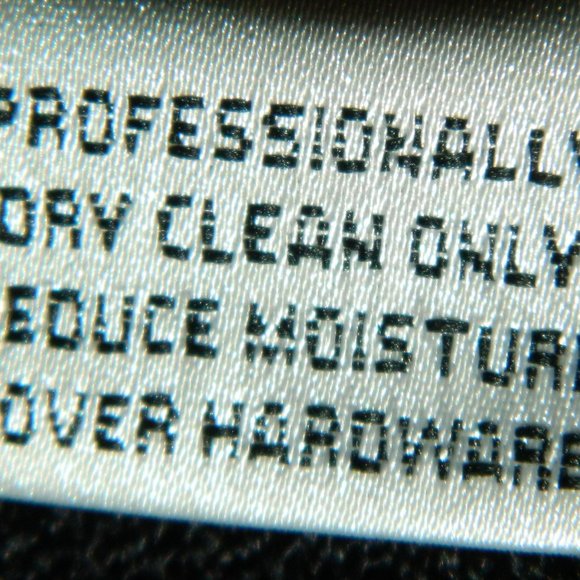 St John Knit Jacket and Pant - Picture 13 of 13